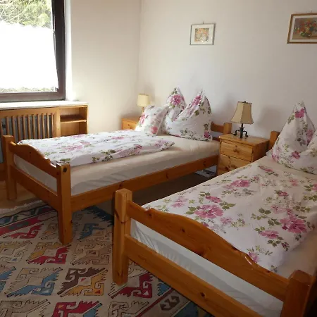 Gerlitzen Ossiachersee - Haus Enzian - Urlaub Am Berg * Treffen